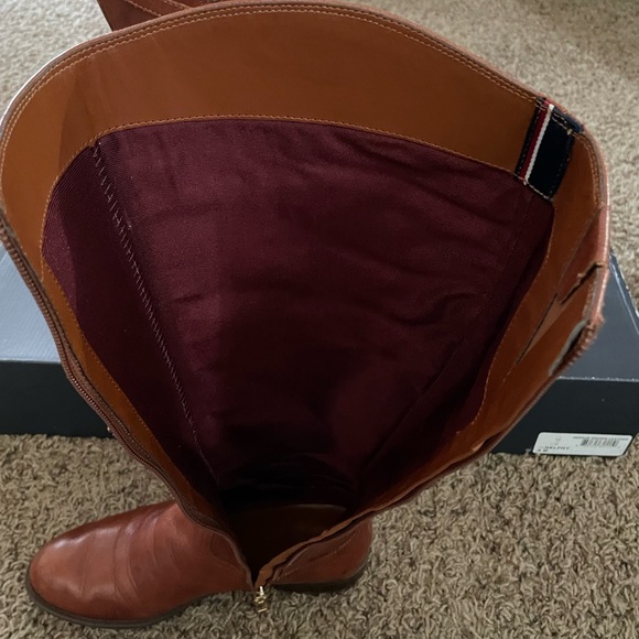 Tommy Hilfiger Delphy Boots - Picture 3 of 8